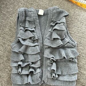 Old Navy Girls Ruffle Front Gray Sweater Vest Size 8